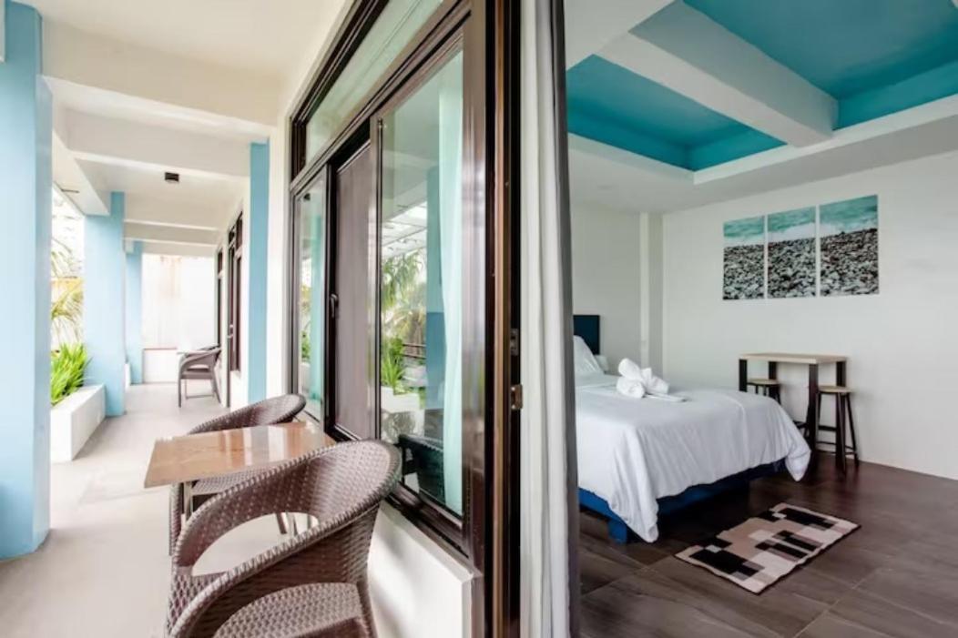 Casa Noah Hotel Tagaytay City Kültér fotó