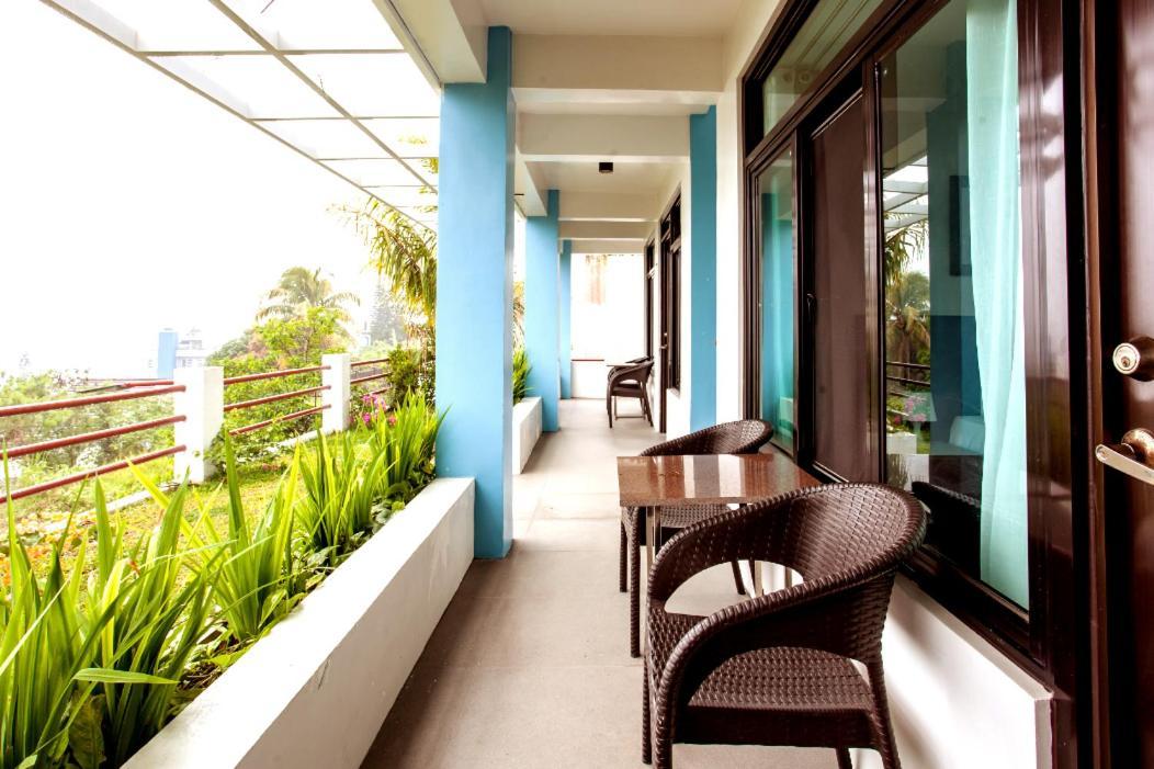Casa Noah Hotel Tagaytay City Kültér fotó